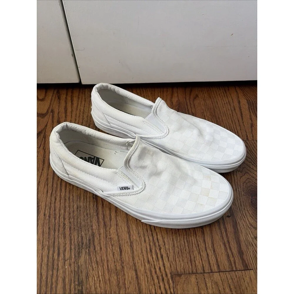 VANS Classic Slip On Canvas White Skateboarding Shoes Sneakers Women’s Size 10
